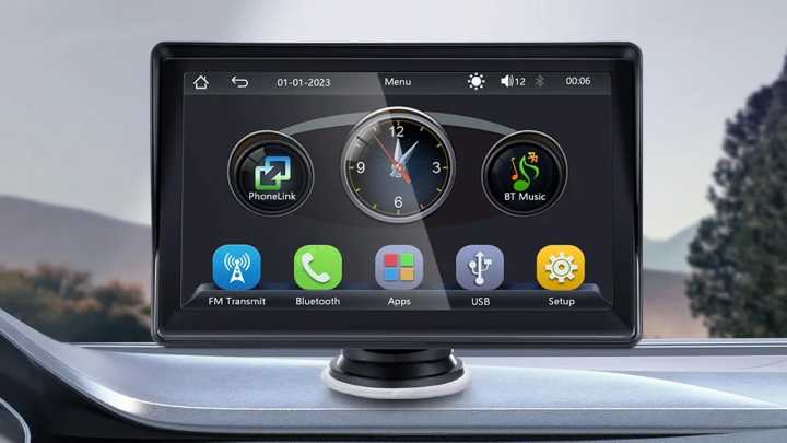 La pantalla barata que muchos están montando por su cuenta: enchufas al mechero y tienes CarPlay inalámbrico