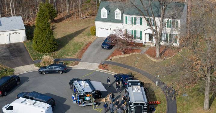 Man accused of planting pipe bombs before Jan. 6 Capitol attack is charged with explosives offenses