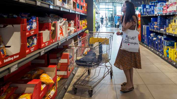 'I Ate 4 Boxes' - Aldi Shoppers Can't Get Enough Of These Peppermint Cookies