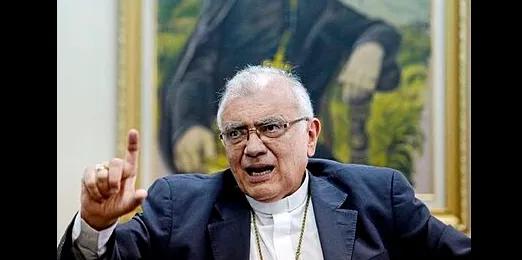 Cardenal Porras denunció retención de pasaporte cuando intentaba viajar a España
