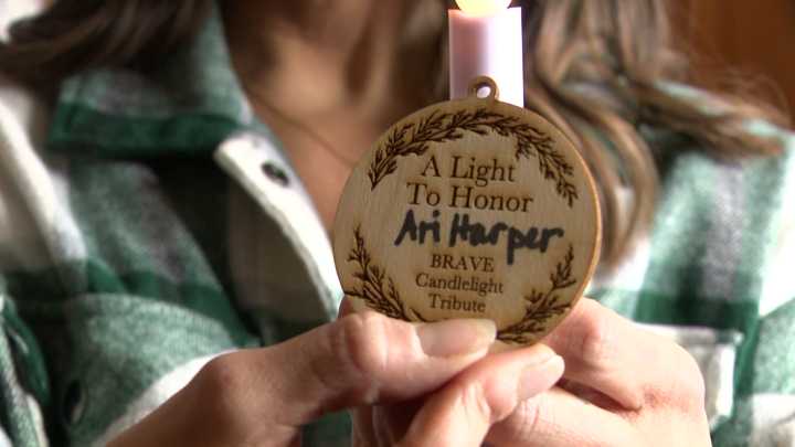 'Carrying her forward': 'Bereaved Together' mother brings nonprofit mission to Waukesha Christmas Parade