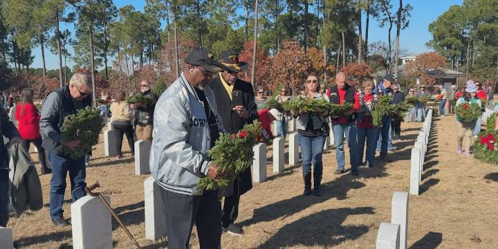 Wreaths Across America honors fallen service members at Fort Jackson National Cemetery