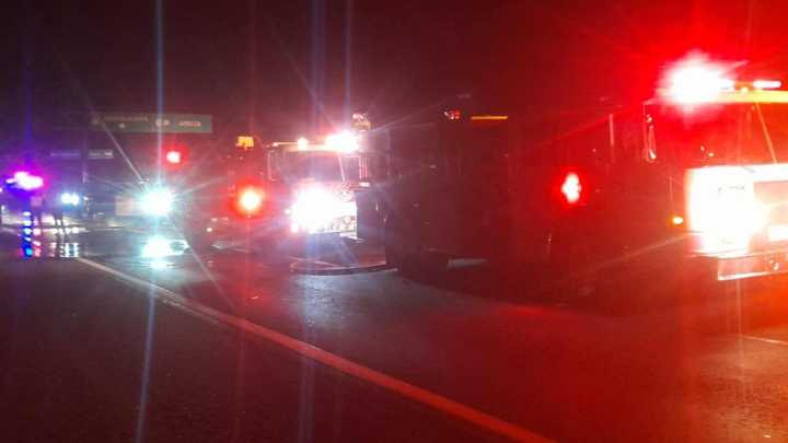 Registran Fuerte Fuga en Poliducto de Pemex en Autopista Guadalajara