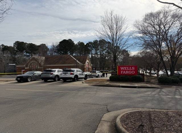 Police Seek Suspect in Armed Robbery at Monticello Avenue Wells Fargo Bank