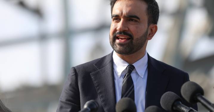 Zohran Mamdani tells immigrant New Yorkers about their right not to comply with ICE