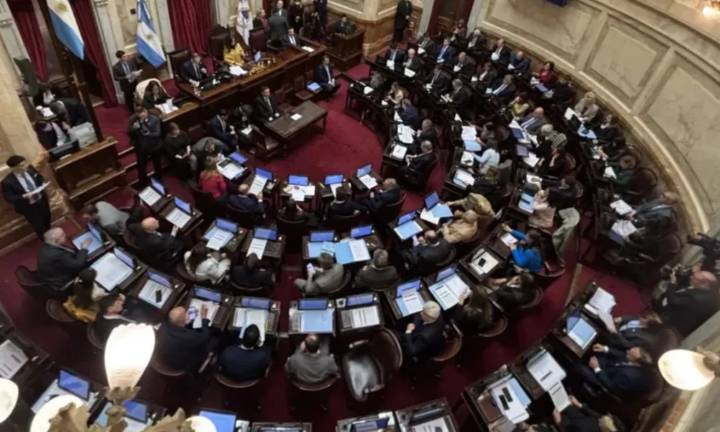 El oficialismo quiere iniciar el miércoles la discusión de la reforma laboral en el Senado