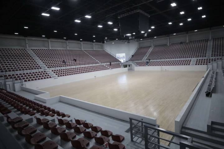 Revelan avances de la remodelación del Gimnasio Josué Neri Santos