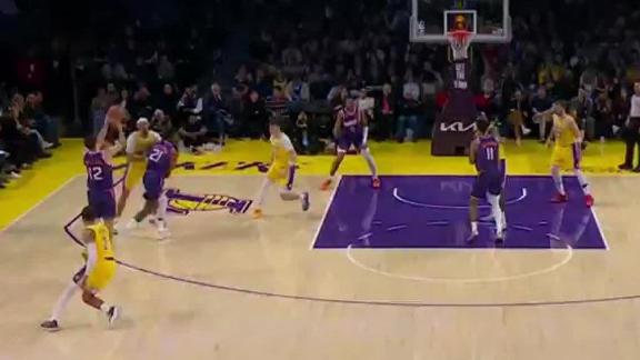 Suns snap Lakers' 7-game winning streak with 125