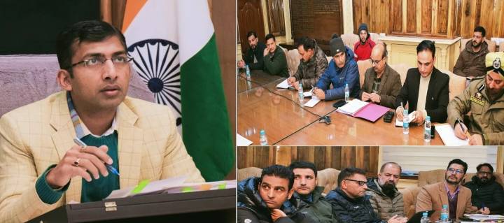 Vehicular Movement at Zojila Pass during Winters: Div Com Kashmir Reviews Preparedness Measures