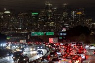 Trump proposes slashing fuel economy rules to boost gas vehicles