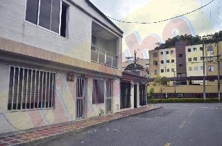 Ladrones engañaron a abuelos y se llevaron $10 millones