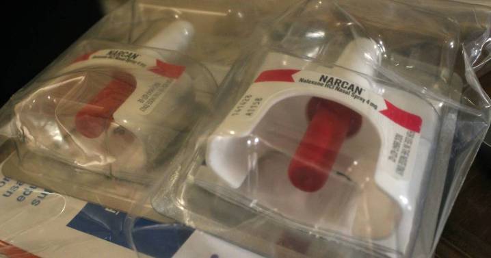 Illinois libraries will stock opioid overdose reversal drugs starting January 1