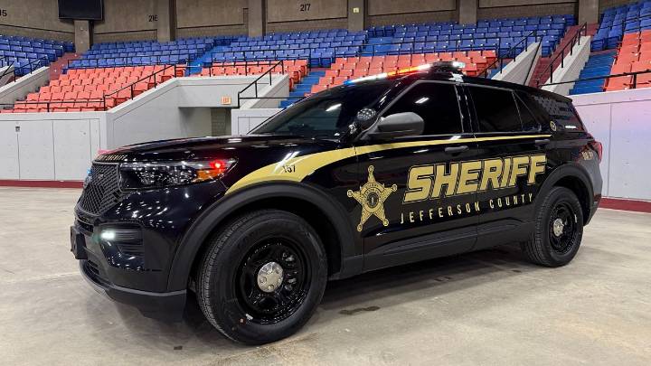 Jefferson County debuts new patrol vehicles ahead of winter weather