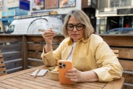 Dear Annie: I was the target of my children’s ‘just the kids’ group chat