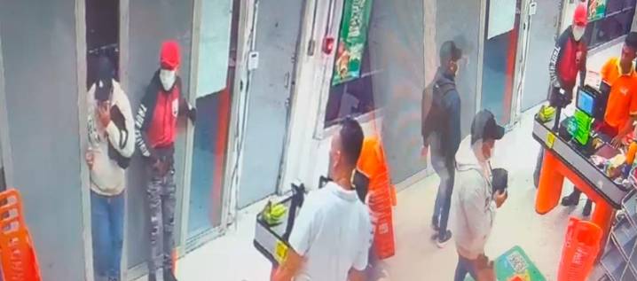 Delincuentes robaron en ARA del barrio Hipódromo de Soledad