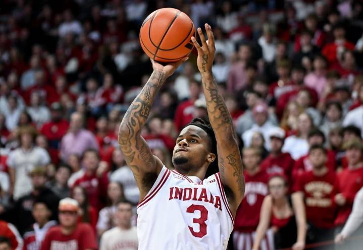 Deadspin | Indiana, Kentucky in unfamiliar territory ahead of clash