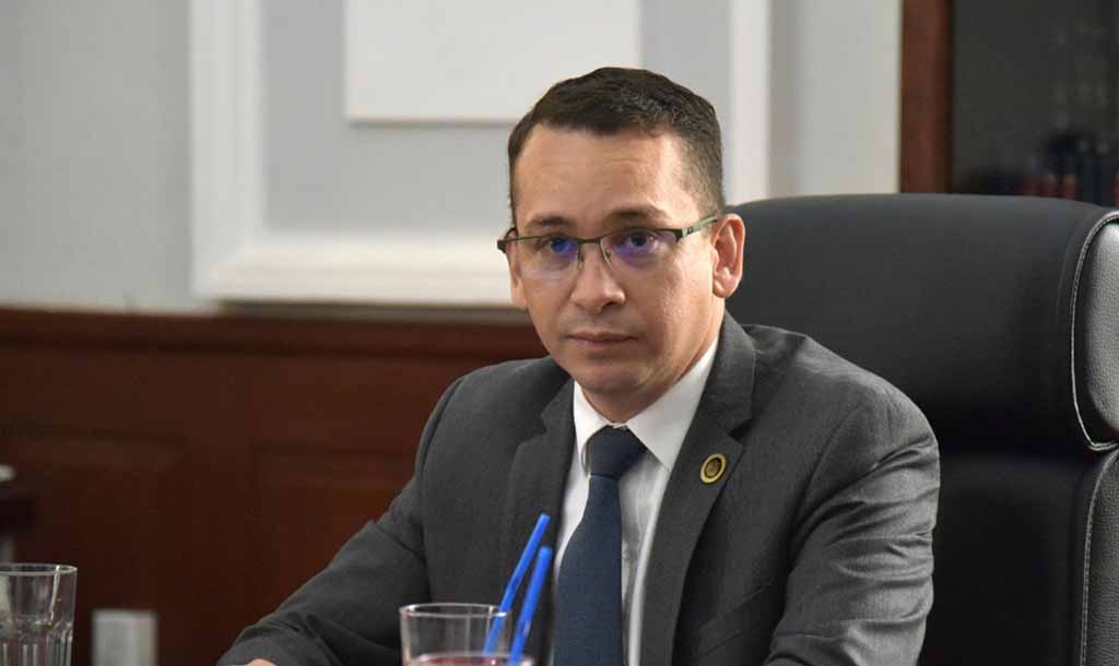 Presidente del TSE de Bolivia responde a acusaciones