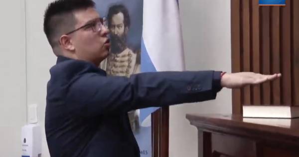 Asumió Pablo López, concejal electo por LLA: será 4 años legislador