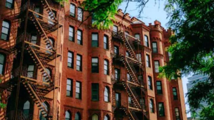 Bengaluru bachelors fined Rs 5,000 for hosting guests housing society slammed