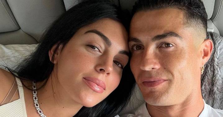 Drunk woman convinced she's partying with Cristiano Ronaldo but truth is much funnier