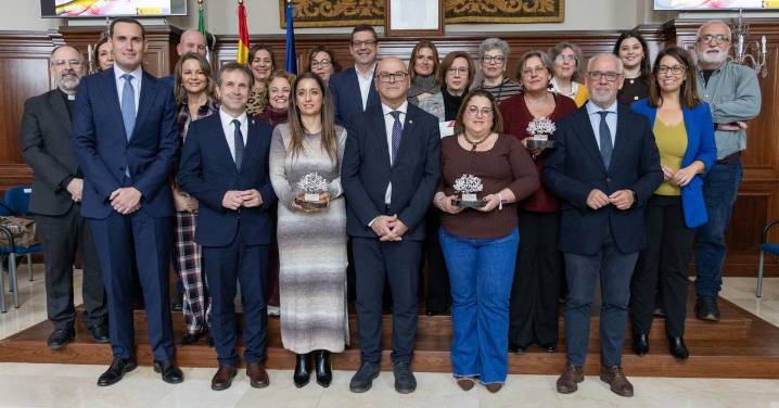 Reconocidas tres entidades de Jaén por su defensa de valores constitucionales, en imágenes