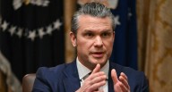 Pete Hegseth: Pentágono determina que el secretario de Guerra violó normas militares al difundir información en Signal | Yemen | Sean Parnell 