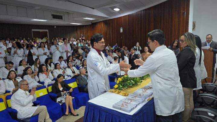 Iahula celebra la graduación de 94 nuevos especialistas