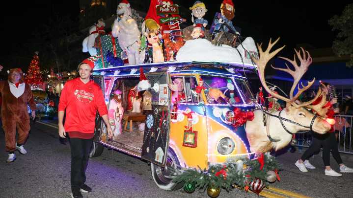 Sarasota Holiday Parade fills downtown with Christmas cheer. See pics