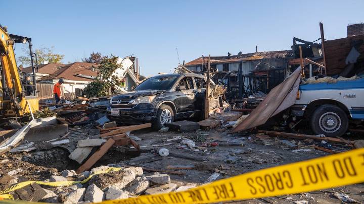 Impactante accidente: familia hispana afectada por la explosión de una tubería de gas en un barrio de la bahía de San Francisco