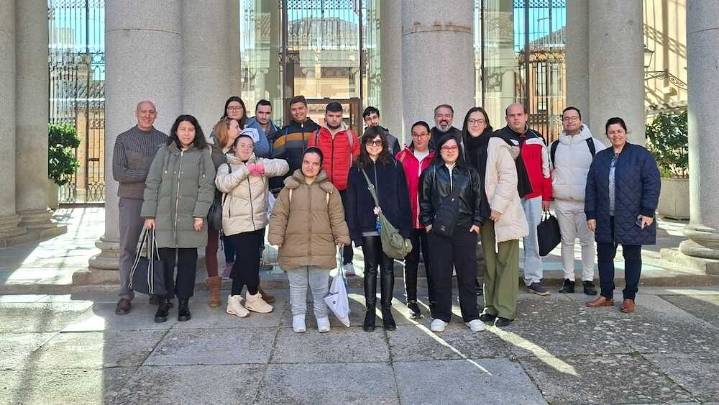 La UCLM y Cecap impulsan un programa de formación profesional inclusiva