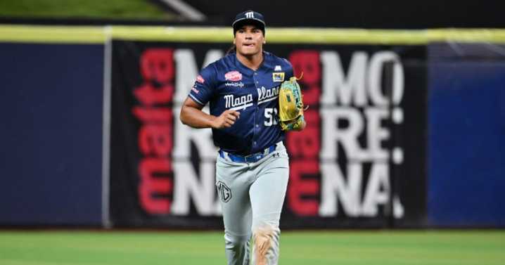 Jhostynxon García debutó en la LVBP