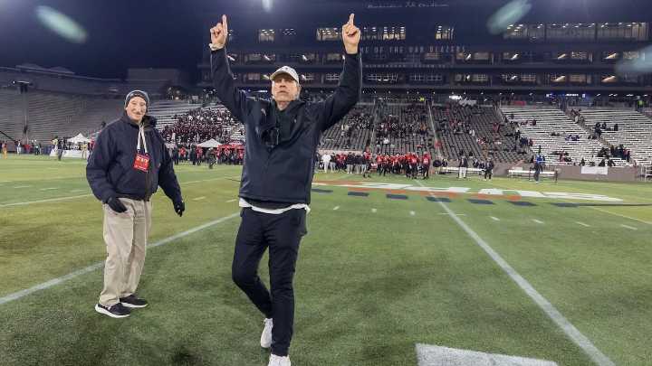 New year, same champion: Thompson overwhelms Opelika to win another 7A title