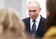Putin asegura que la reunión con el enviado de Trump fue «muy útil» e insiste en que Rusia tomará el Donbás