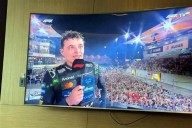 Felicita Checo Pérez a Lando Norris por su título