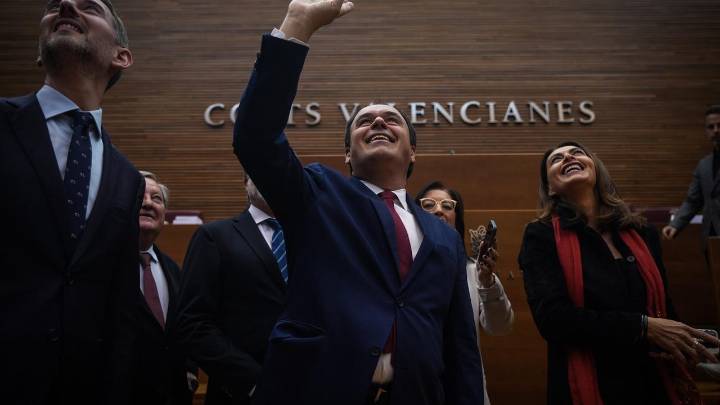 Pérez Llorca marca distancias con Vox y asume la política lingüística: "El valenciano no será menos que el castellano"