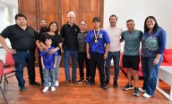 El intendente Merino recibió al campeón de boxeo Junior Torres