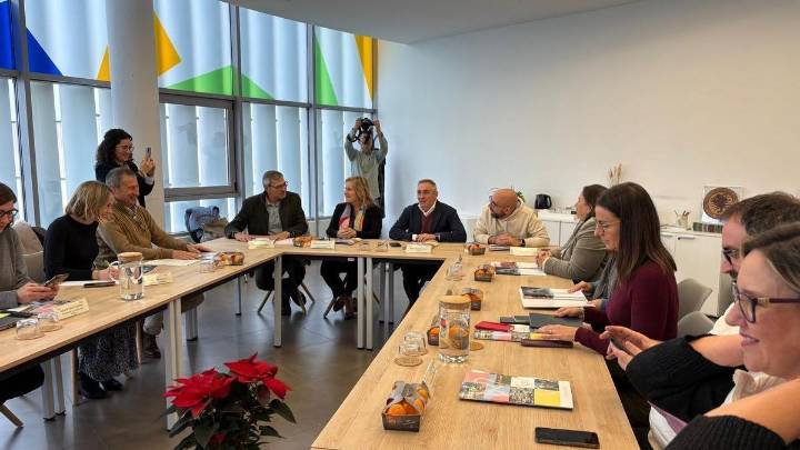 Barrachina destaca en Carlet que la producción ecológica ya alcanza el 20 % de la superficie agraria