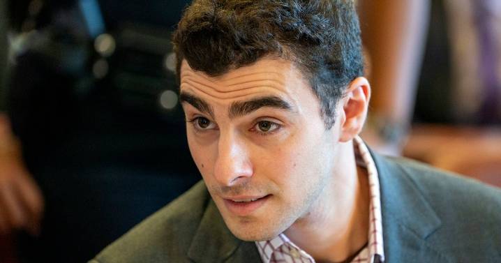 Luigi Mangione was monitored to avoid 'Epstein-style situation,' prison guard says