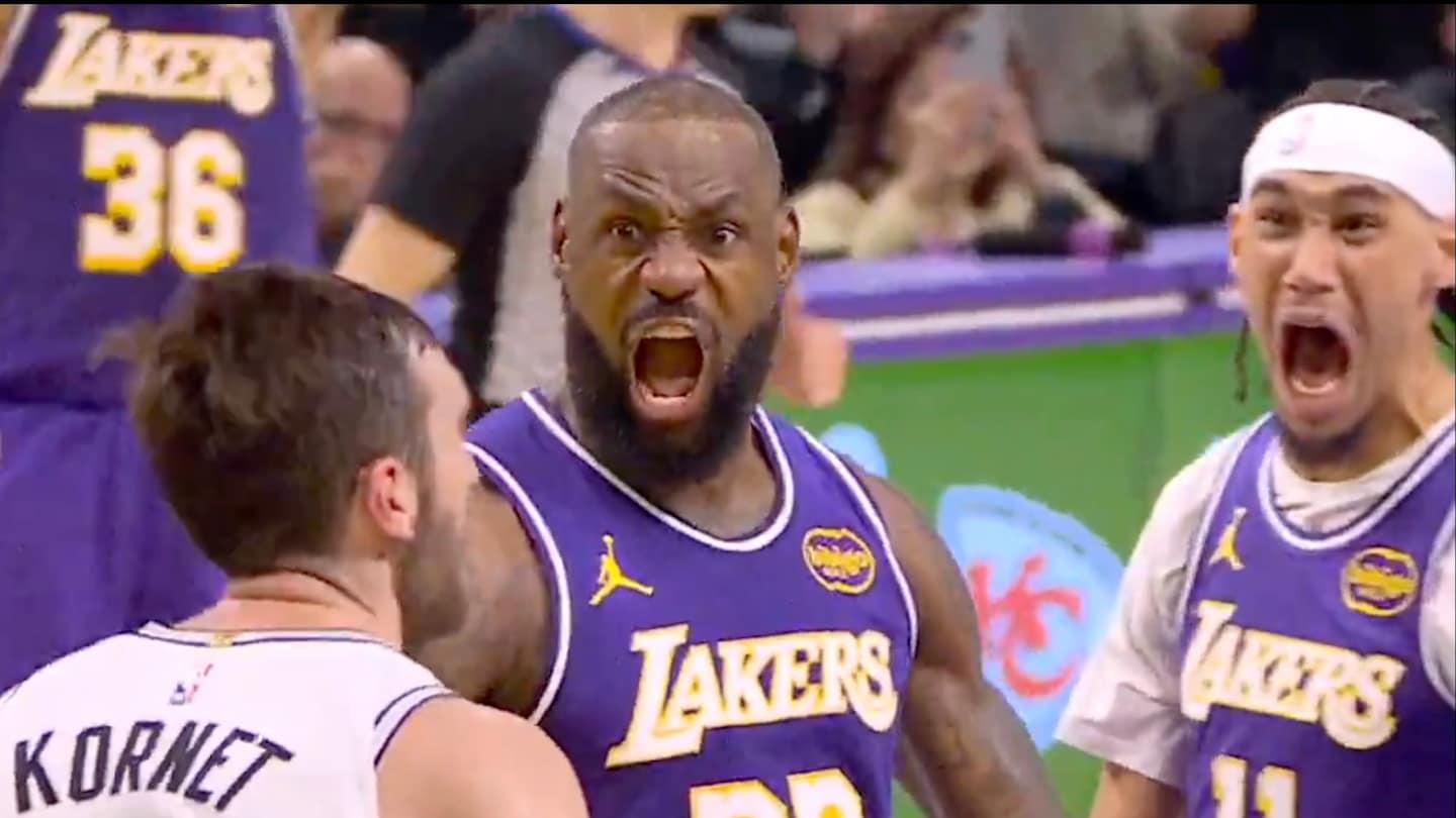 LeBron James Had the Lakers' Bench on Their Feet After a Vintage Slam Dunk