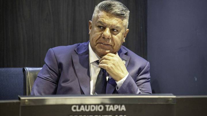 Elisa Carrió se sumó a la ofensiva contra Chiqui Tapia: qué dice su denuncia