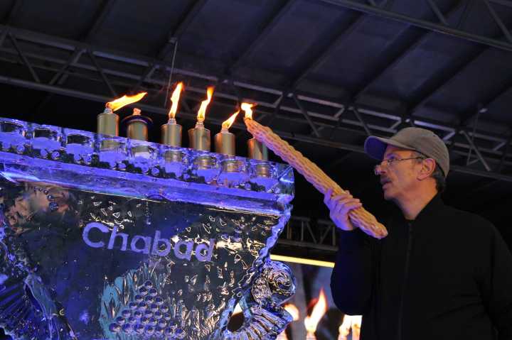 ‘Fire On Ice’ Chanukah Celebration Will Return To West Hartford