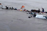 Alud en Perú destruye dos barcos y deja 12 muertos y más de 30...