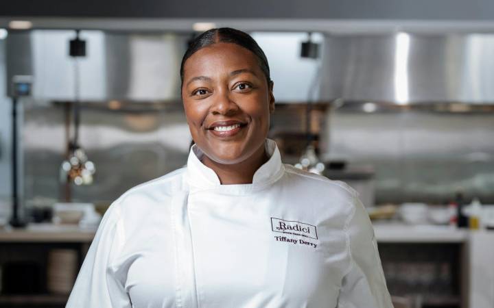 A Celebrity Chef Is Asking Greg Abbott to Unlock $450 Million for Hungry Texas Kids