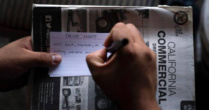 Federal review finds 44% of US trucking schools don't comply with government rules