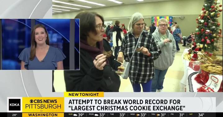 Group trying to break the world record for largest Christmas cookie exchange