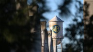¿Quién comprará Warner Bros? Todo lo que sabemos sobre las ofertas de Netflix, Paramount... y lo que quiere Trump