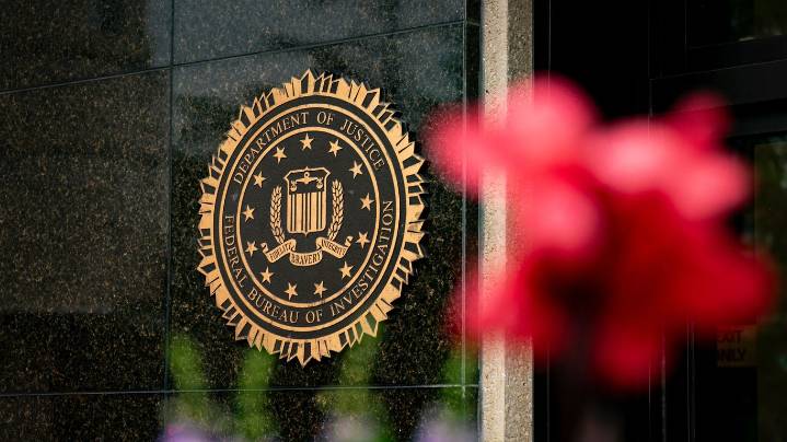 FBI arrests suspect in Jan. 6 eve pipe bomb case