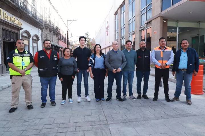 Interapas inicia rehabilitación de drenaje en Baja California Sur en colonia Popular