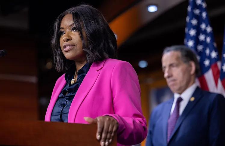 Jasmine Crockett Scrambles Democrats As She Weighs A Last