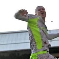 Man City smash Palace to fire title warning, Villa extend streak